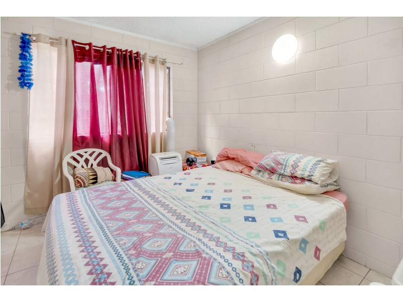 4/173 Mayers Street, Manoora QLD 4870