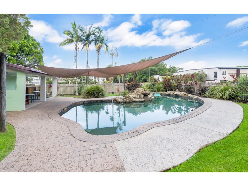 4/173 Mayers Street, Manoora QLD 4870
