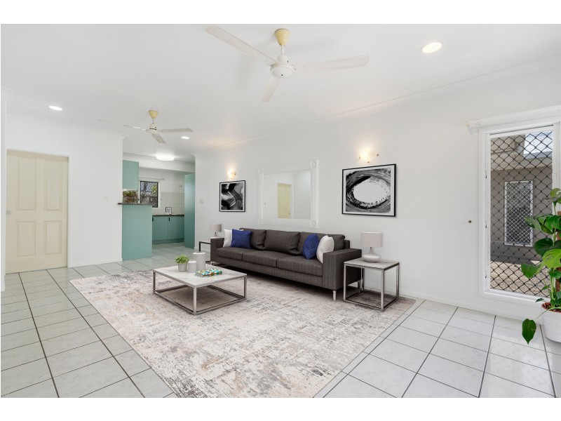1/11 Grantala Street, Manoora QLD 4870