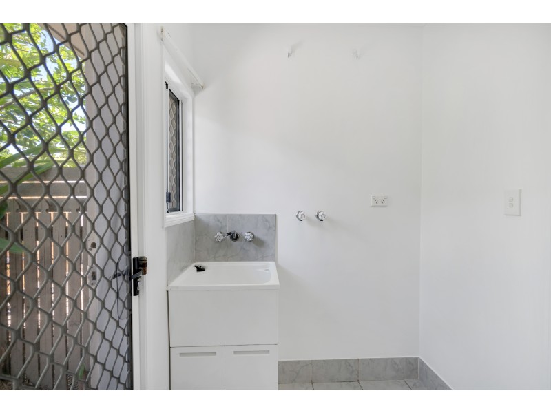 1/11 Grantala Street, Manoora QLD 4870