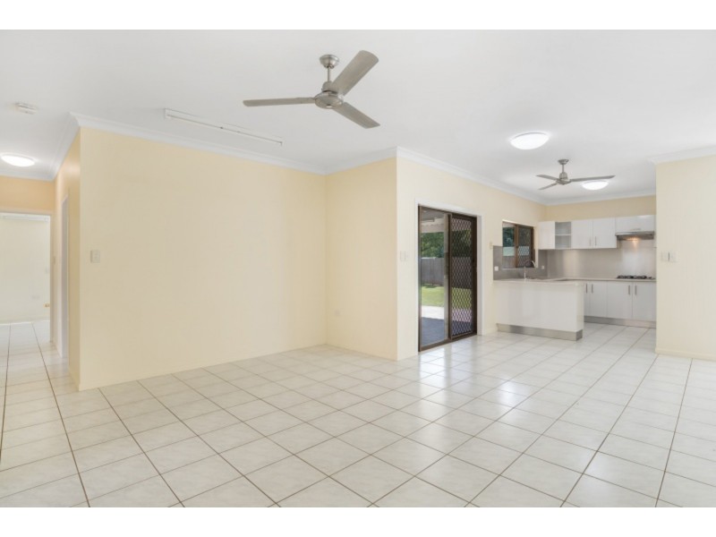 17 Dugong Close, Bentley Park QLD 4869