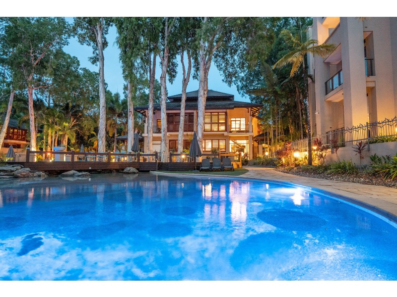 114/5 Triton Street, Palm Cove QLD 4879