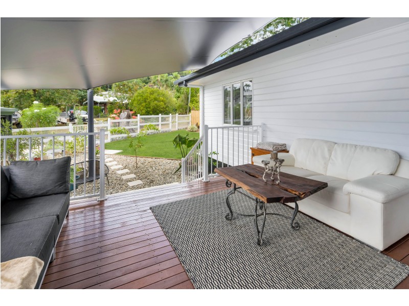 5 Crowley Close, Whitfield QLD 4870