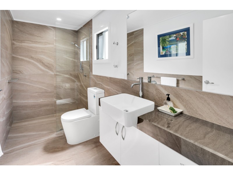 5 Crowley Close, Whitfield QLD 4870