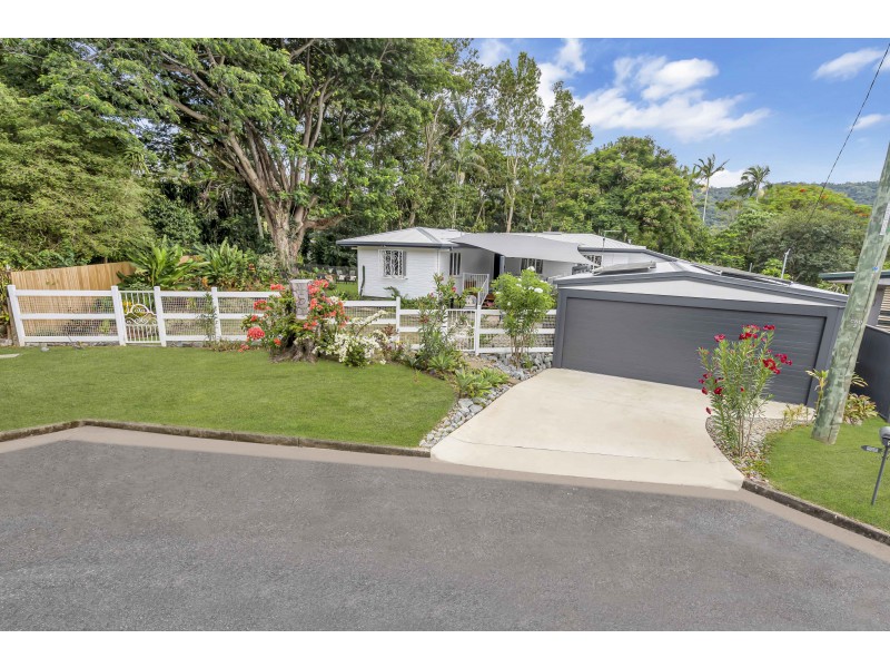 5 Crowley Close, Whitfield QLD 4870