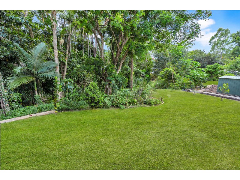 5 Crowley Close, Whitfield QLD 4870