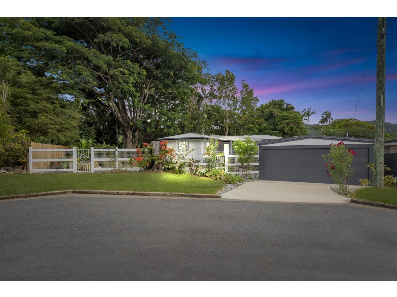 5 Crowley Close, Whitfield QLD 4870