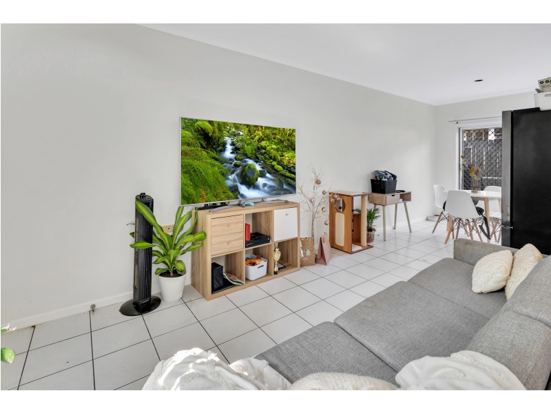 1/42 Prior Street, Edmonton QLD 4869