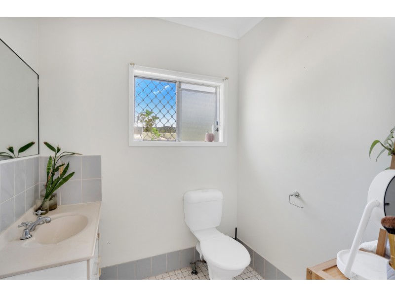 1/42 Prior Street, Edmonton QLD 4869