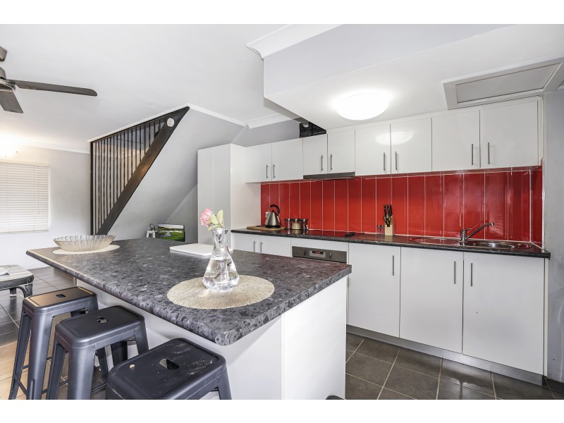 5/350 Sheridan Street, Cairns North QLD 4870