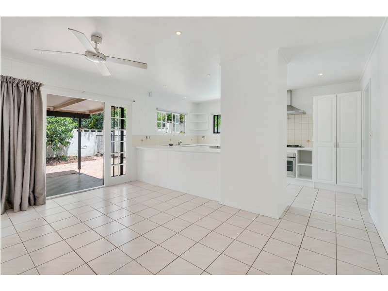 29 Duignan Street, Whitfield QLD 4870