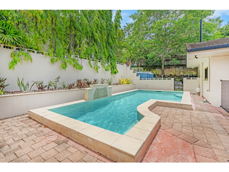 29 Duignan Street, Whitfield QLD 4870