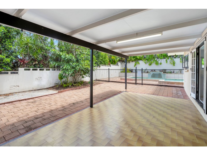 29 Duignan Street, Whitfield QLD 4870