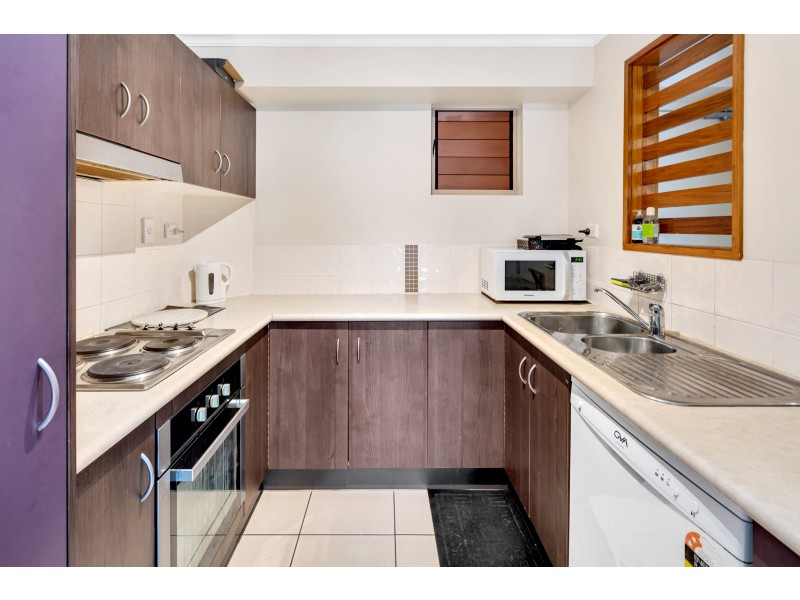 327/29-33 Springfield Crescent, Manoora QLD 4870