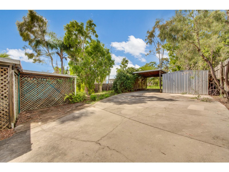 27 Roberts Street, South Gladstone QLD 4680