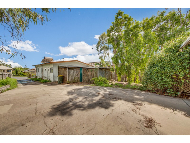 27 Roberts Street, South Gladstone QLD 4680