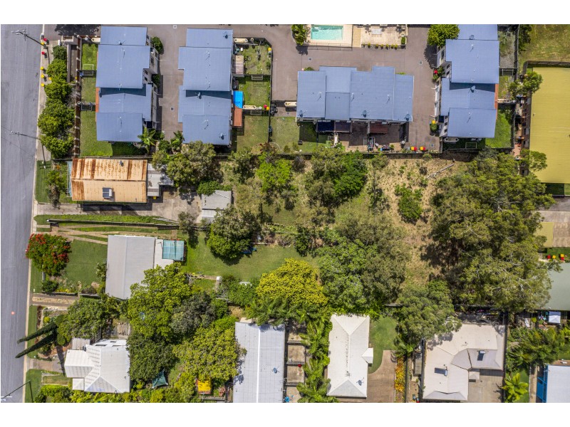 27 Roberts Street, South Gladstone QLD 4680