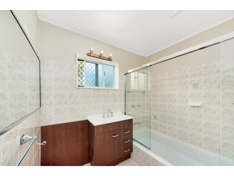 11 Arena Close, Bayview Heights QLD 4868