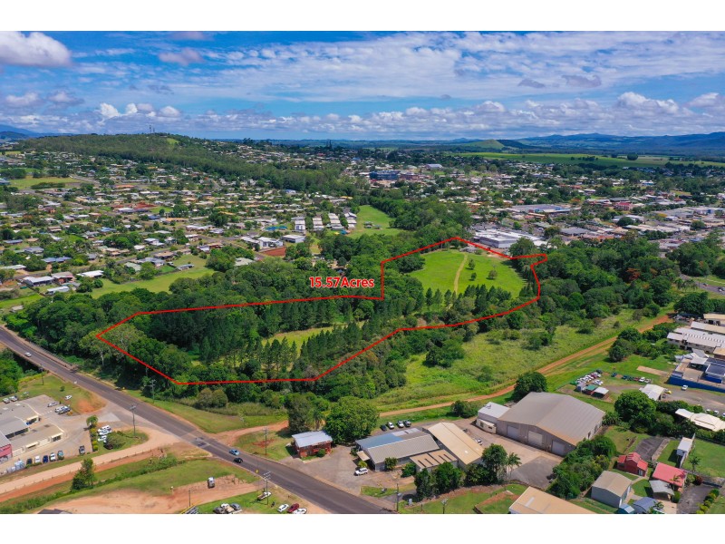 15 Nye Street, Atherton QLD 4883