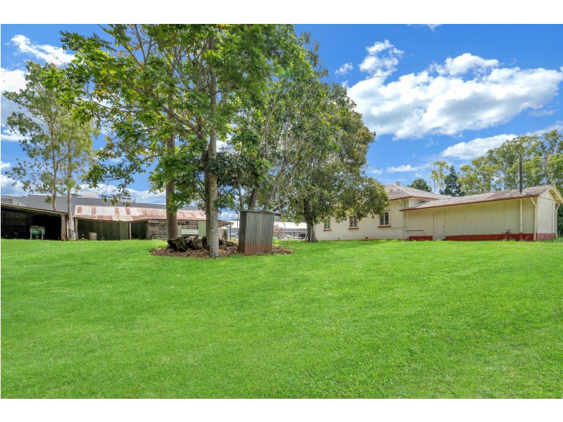 15 Nye Street, Atherton QLD 4883