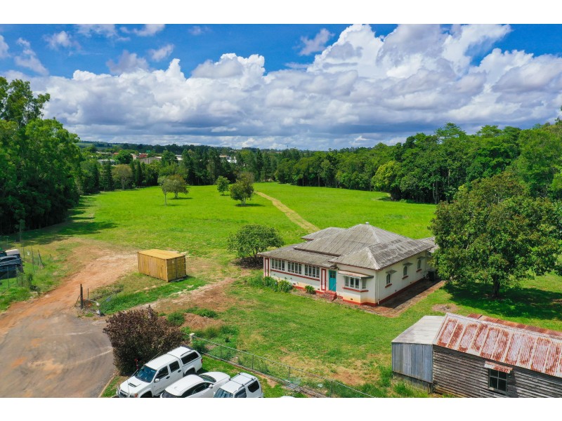 15 Nye Street, Atherton QLD 4883