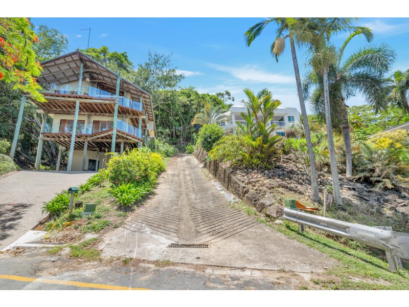 20 Moore Street, Trinity Beach QLD 4879