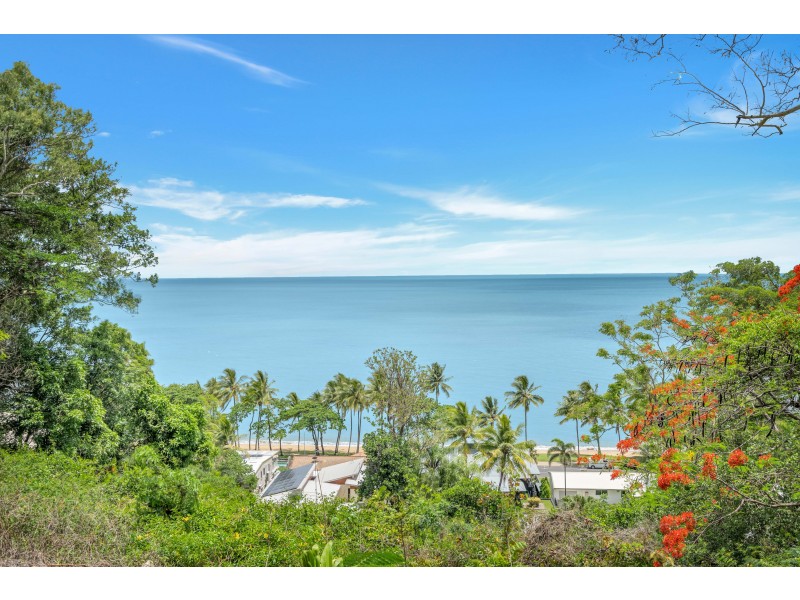 20 Moore Street, Trinity Beach QLD 4879