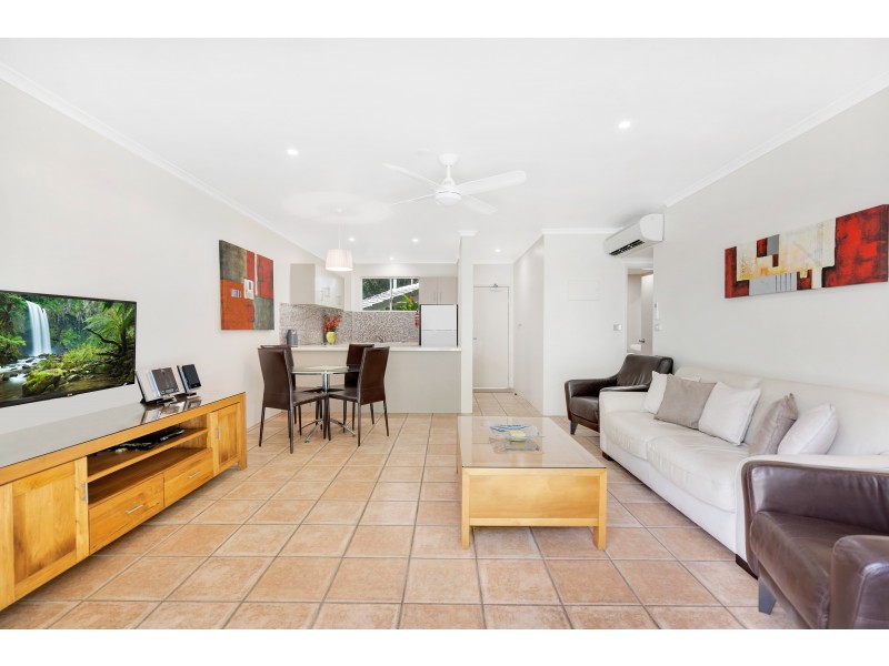 202/305-341 Coral Coast Drive, Palm Cove QLD 4879