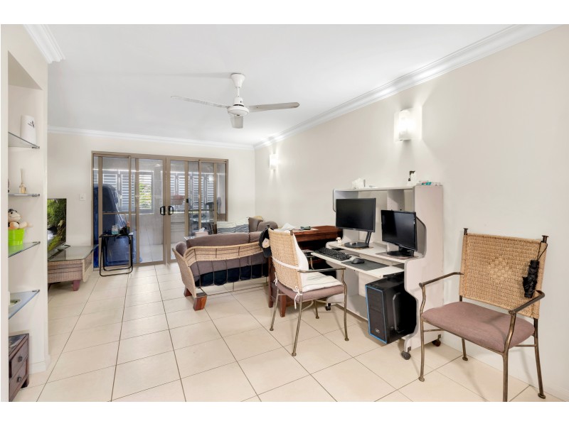 321/29-33 Springfield Crescent, Manoora QLD 4870