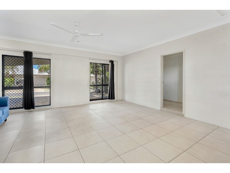 41 Norwood Crescent, Trinity Park QLD 4879