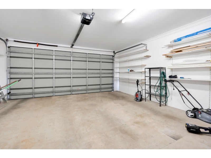 64 Norfolk Circuit, Redlynch QLD 4870