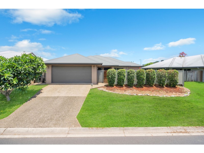 64 Norfolk Circuit, Redlynch QLD 4870
