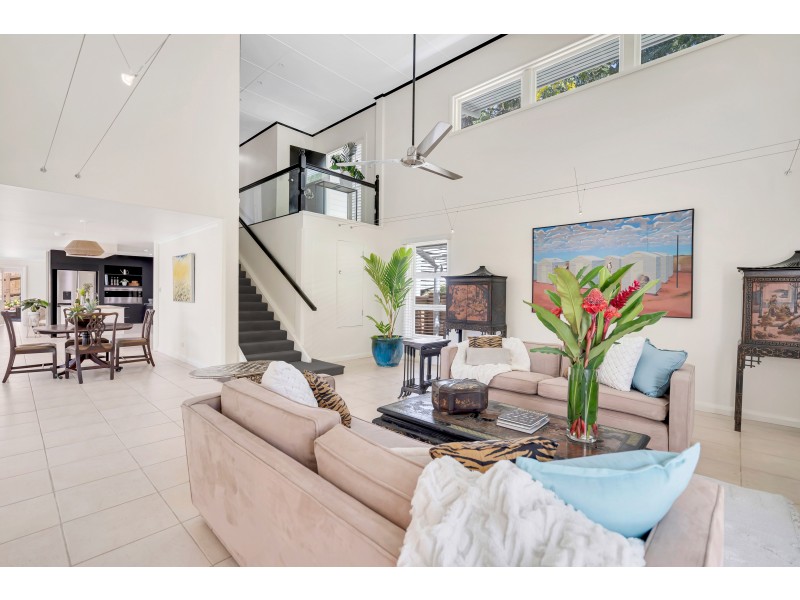 77 Walsh Street, Edge Hill QLD 4870