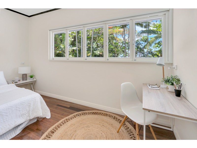 77 Walsh Street, Edge Hill QLD 4870