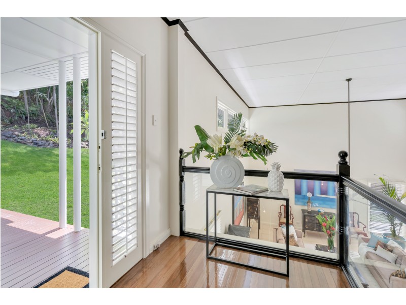 77 Walsh Street, Edge Hill QLD 4870
