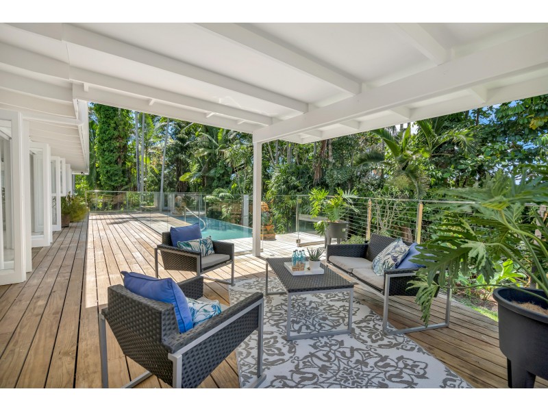 77 Walsh Street, Edge Hill QLD 4870