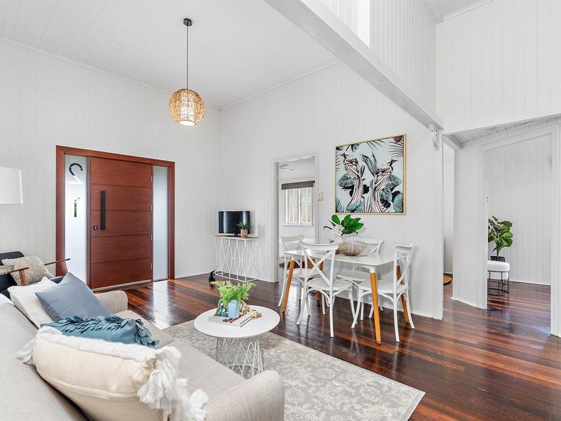 21 Rose Street, Westcourt QLD 4870