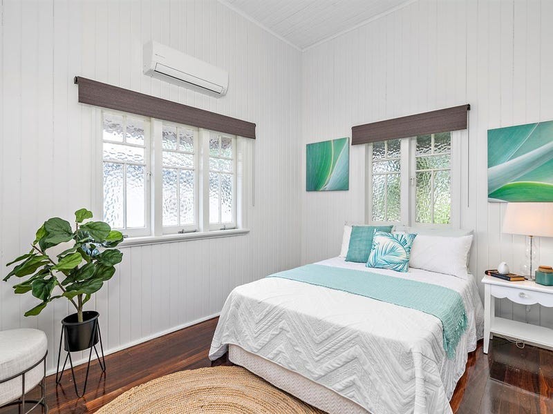 21 Rose Street, Westcourt QLD 4870
