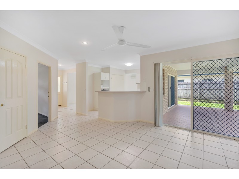 19 Taringa Street, Brinsmead QLD 4870