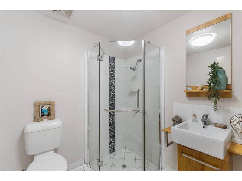 204/41-51 Oonoonba Road, Idalia QLD 4811