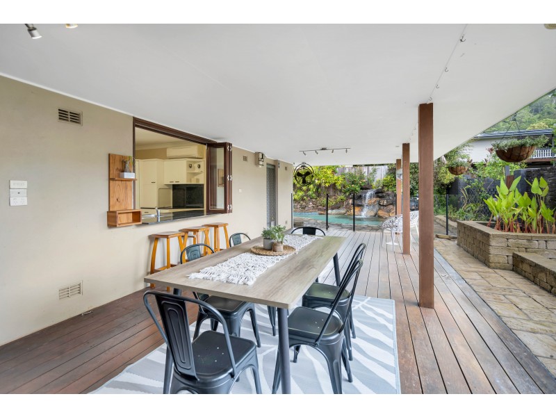 1 Ponticello Street, Whitfield QLD 4870