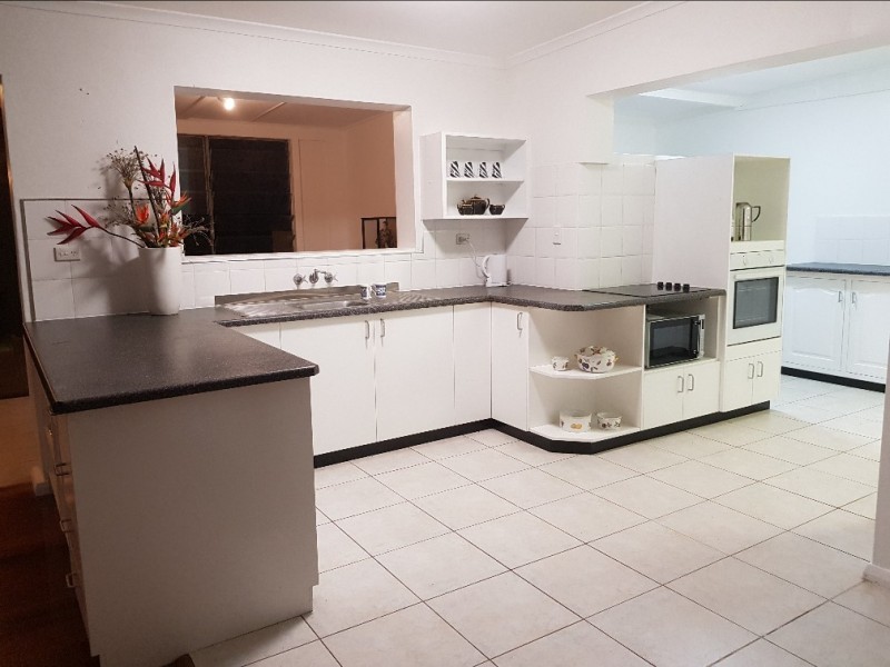 21 Fogarty Street, Whitfield QLD 4870