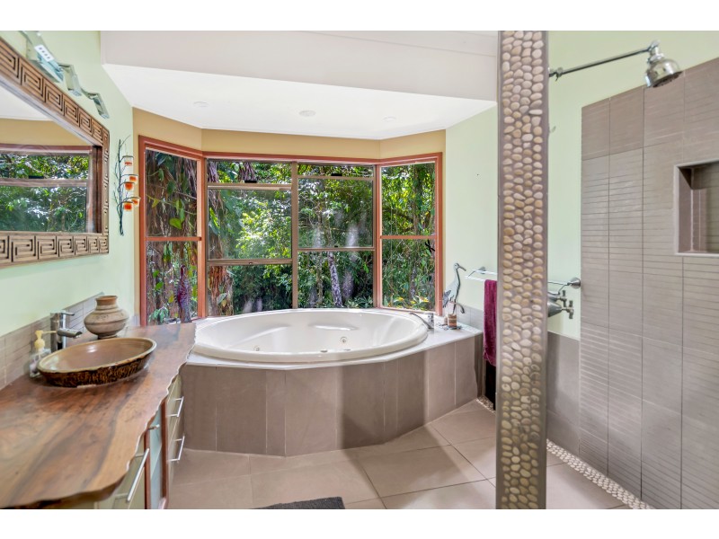 426 Biggs Road, Bartle Frere QLD 4861