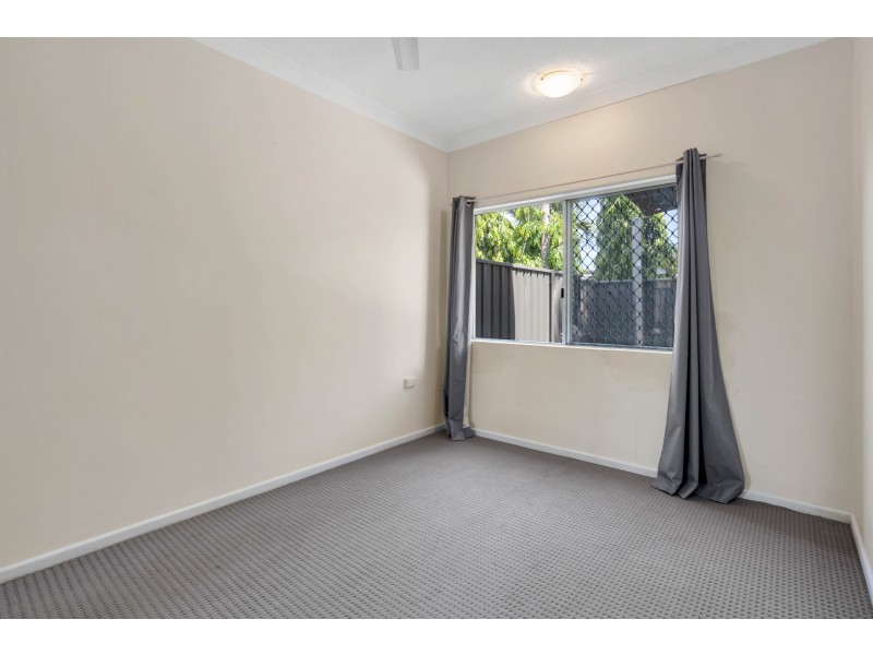 1/21 Creedy Street, Westcourt QLD 4870