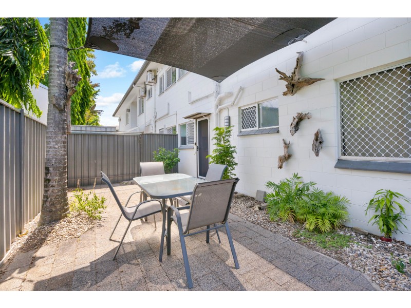 1/21 Creedy Street, Westcourt QLD 4870