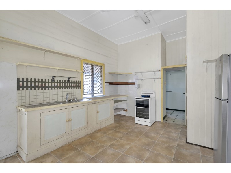 17 Victoria Street, Parramatta Park QLD 4870