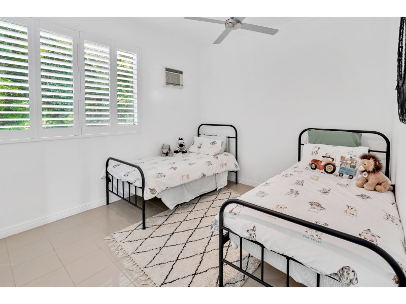 11 Honeysuckle Street, Bayview Heights QLD 4868