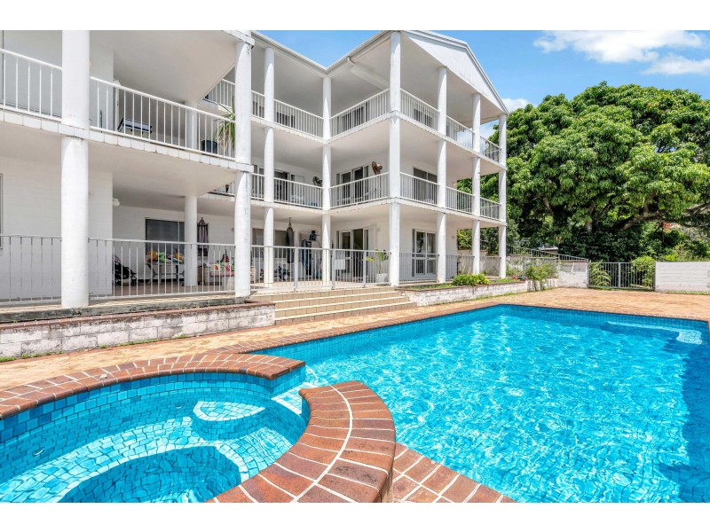 11 Honeysuckle Street, Bayview Heights QLD 4868