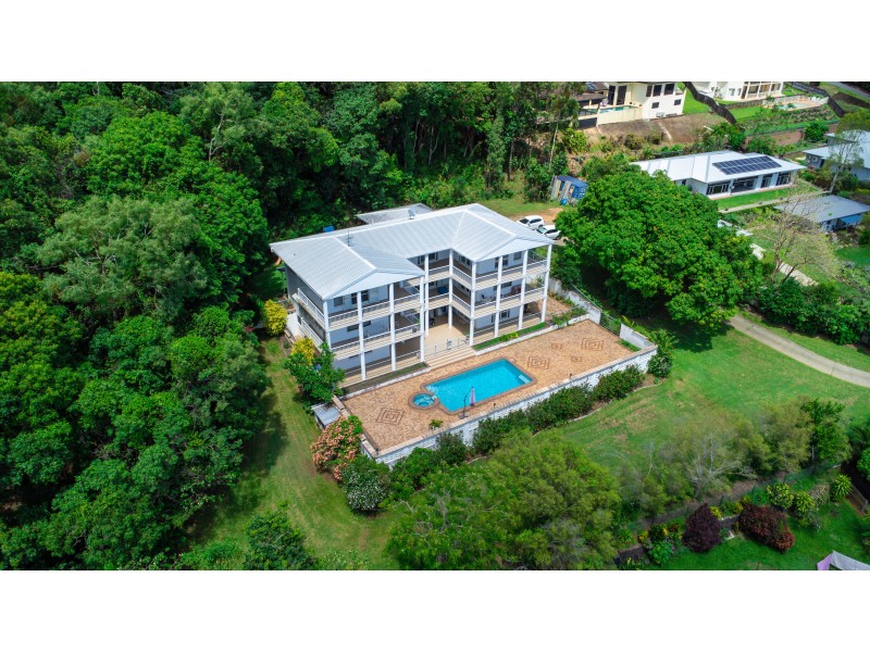 11 Honeysuckle Street, Bayview Heights QLD 4868