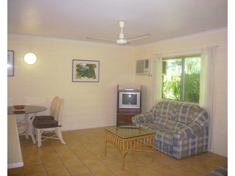 20 Best Street, Yorkeys Knob QLD 4878